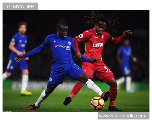 足球球星独门招式解析与技巧提升秘笈揭秘