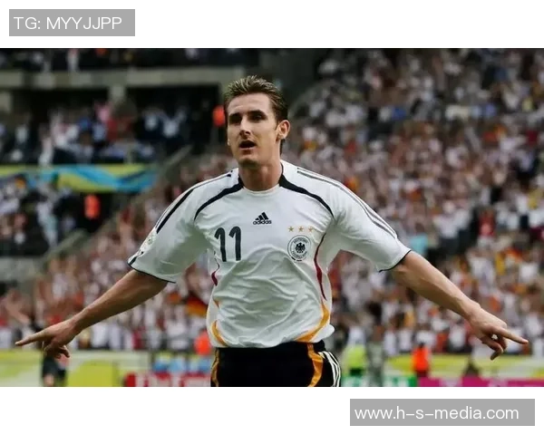 长相平凡却技艺卓绝的足球天才他用实力征服了世界的绿茵场